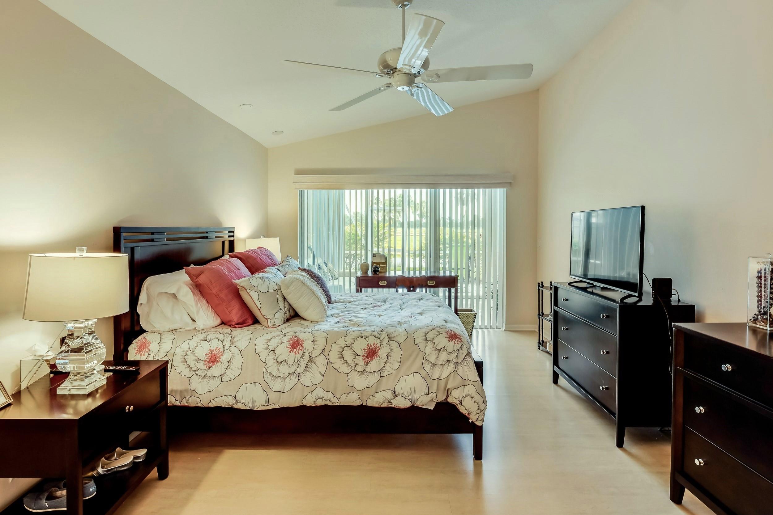 6741 Sun River Road Boynton Beach, FL 33437 - Photo 24 of 57 Very spacious master