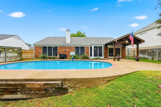 $370,000 | 5409 Summit Peak Drive, Arlington, TX 76017