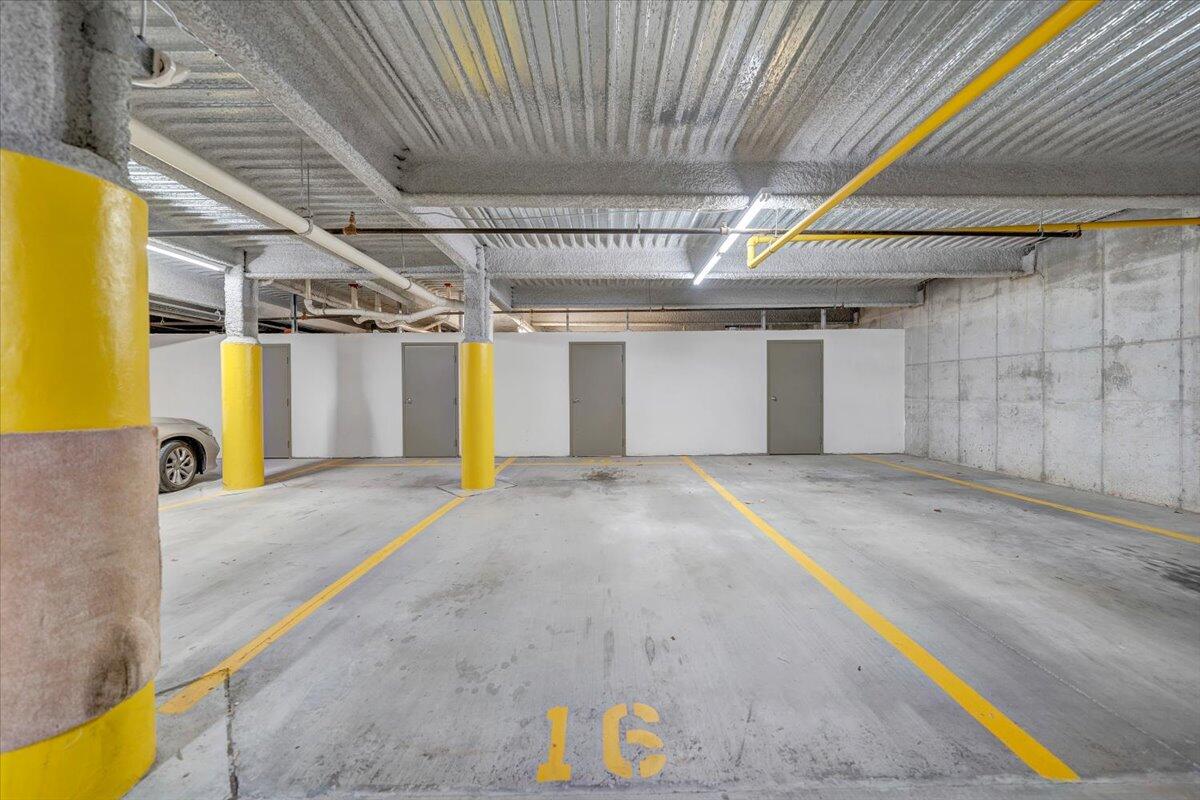 4444 Pheasant Ridge Road, Unit 404 Roanoke, VA 24014 - Photo 42 of 60 42-MIB04084