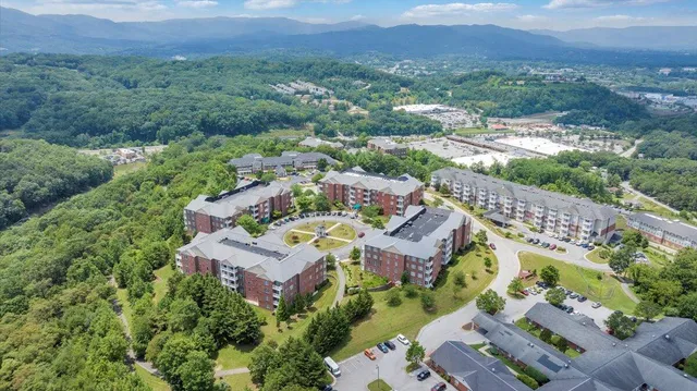 $339,999 | 4444 Pheasant Ridge Road, Unit 404, Roanoke, VA 24014