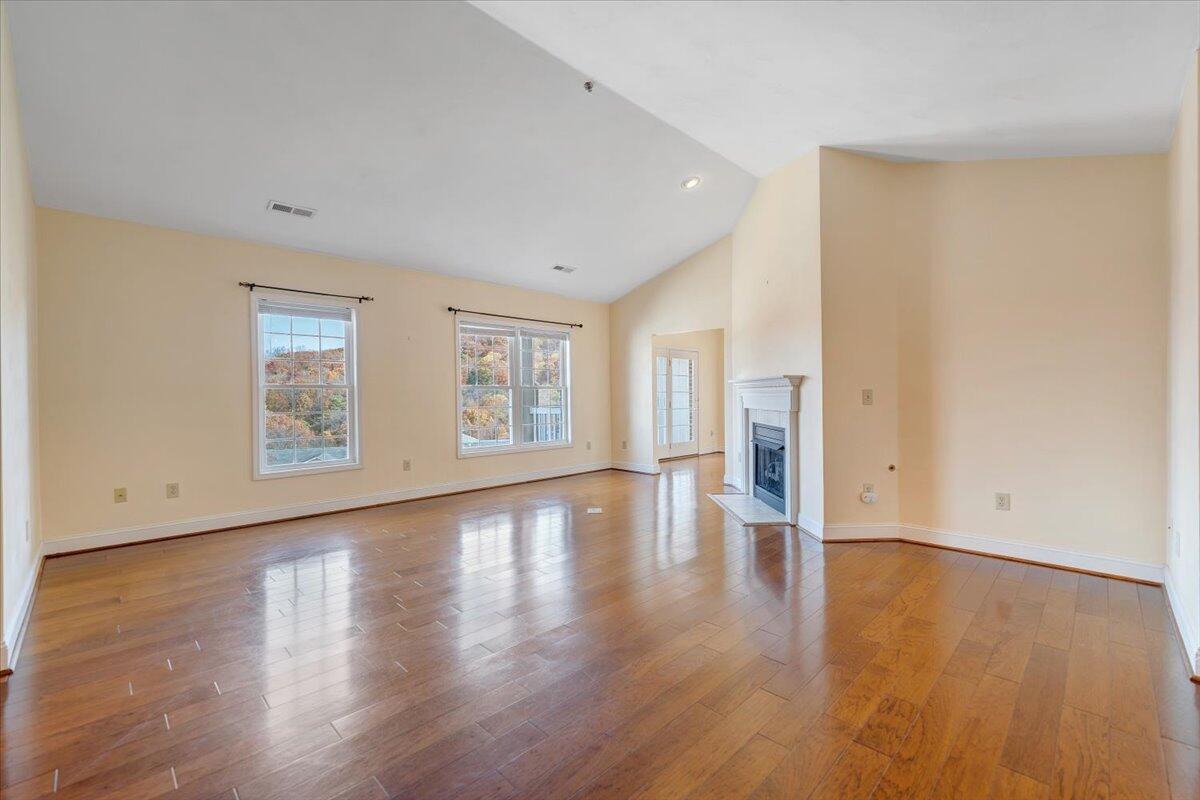 4444 Pheasant Ridge Road, Unit 404 Roanoke, VA 24014 - Photo 5 of 60 05-MIB03970