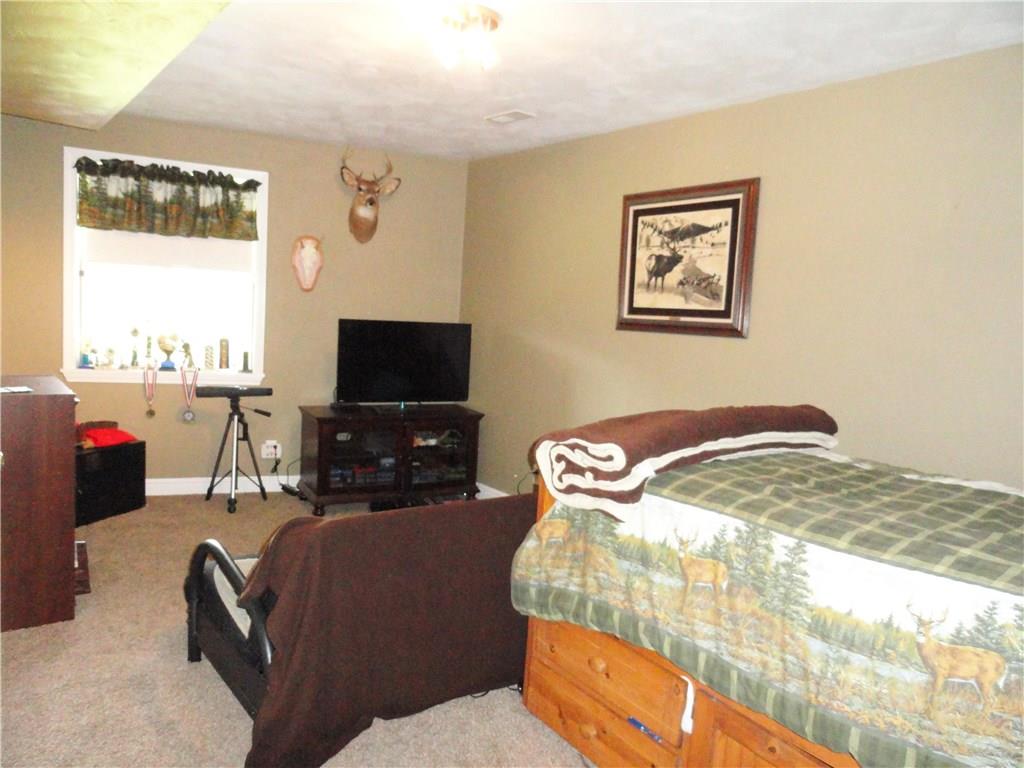 1127 Pine Run Road Apollo, PA 15613 - Photo 16 of 25 Bedroom 3 measures 9 x 18