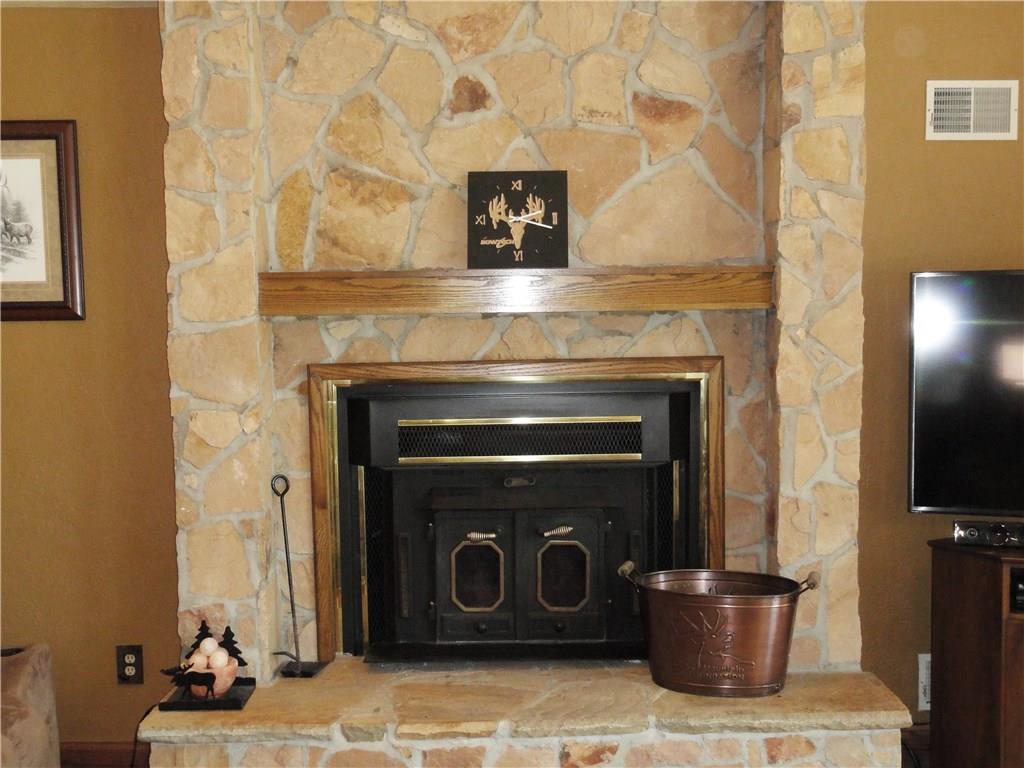 1127 Pine Run Road Apollo, PA 15613 - Photo 10 of 25 Attractive wood burning fireplace