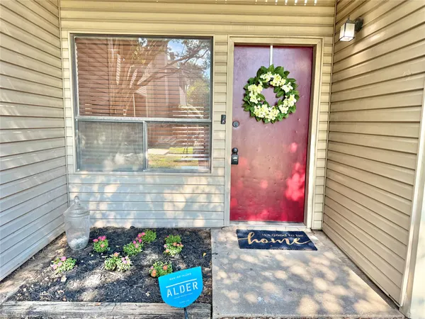 $157,000 | 1900 Dartmouth Street, Unit H1, College Station, TX 77840