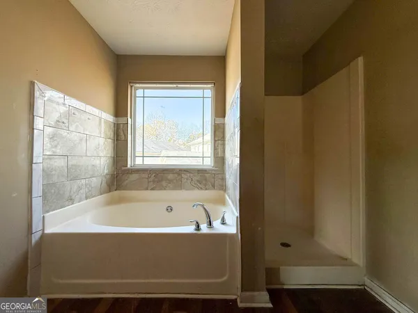 $230,000 | 1426 Arbor Pl Drive, Morrow, GA 30260