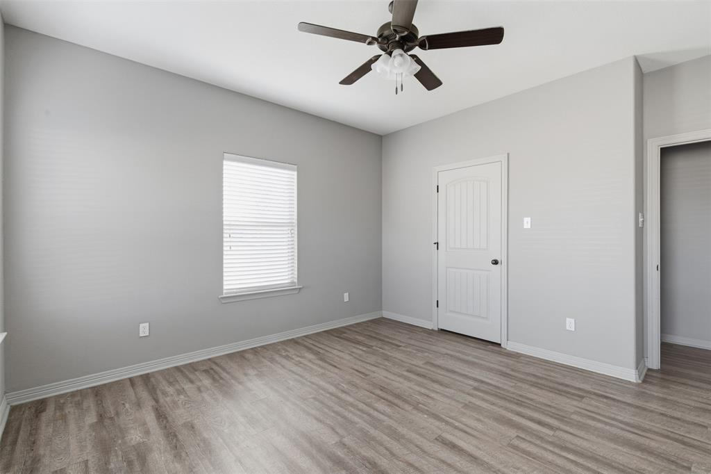 101 Capps Street, Unit D Rio Vista, TX 76093 - Photo 12 of 26