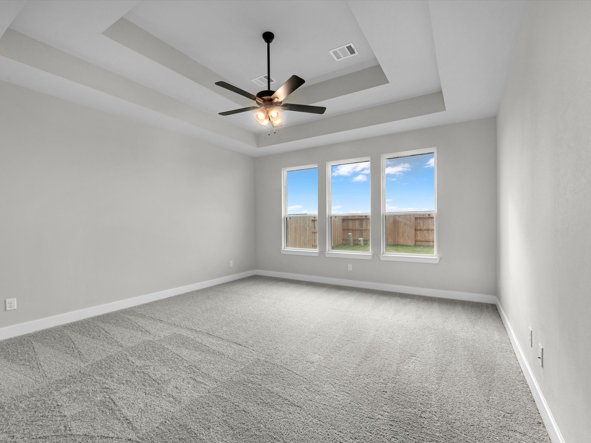 5023 McKinney Rdg Trail Rosenberg, TX 77471 - Photo 11 of 27 a view of an empty room with a window