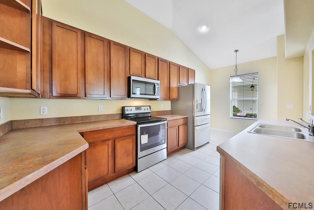 133 Raintree Circle Palm Coast, FL 32164 - Photo 10 of 23