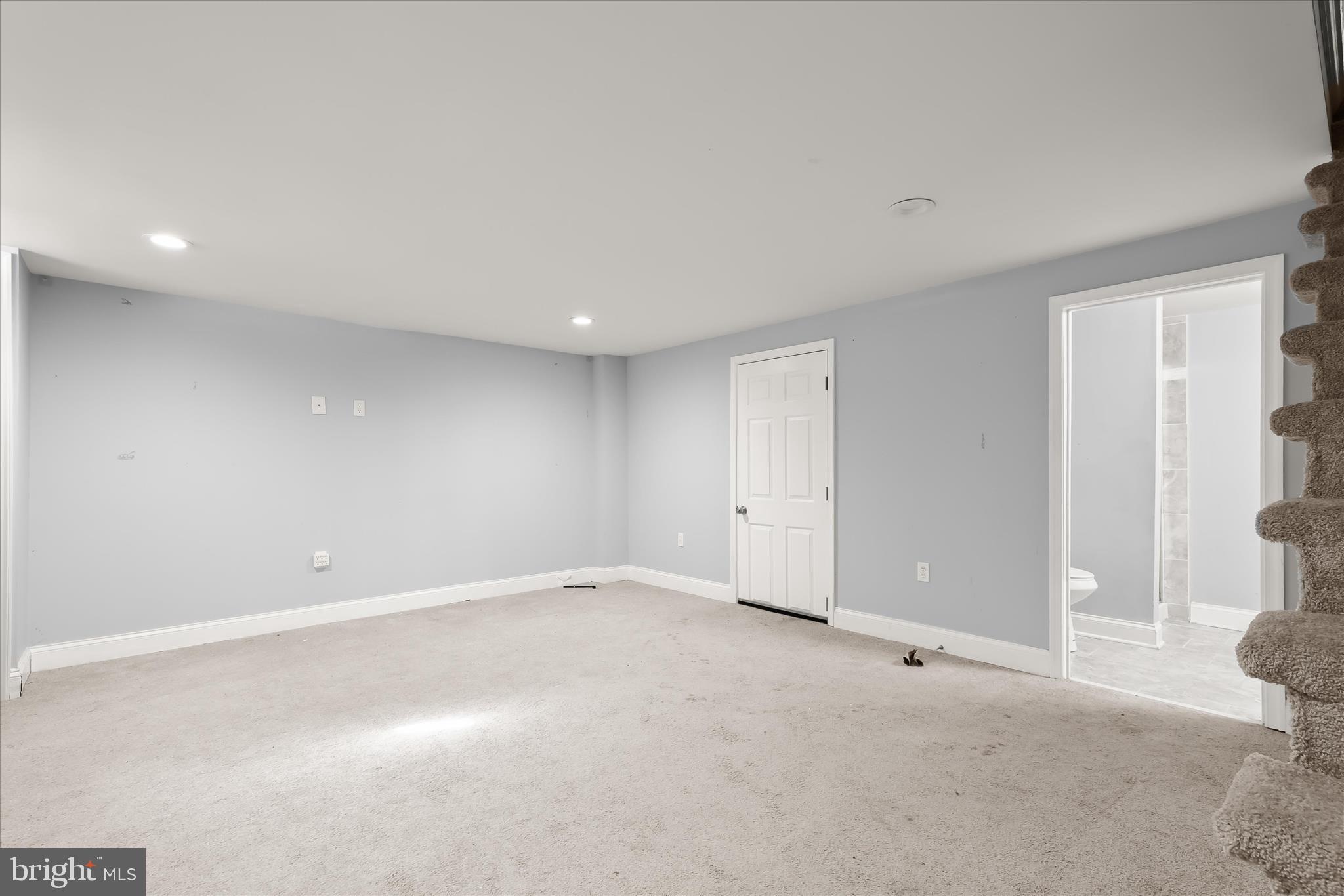 1504 North Linwood Avenue Baltimore, MD 21213 - Photo 22 of 29 a view of an empty room