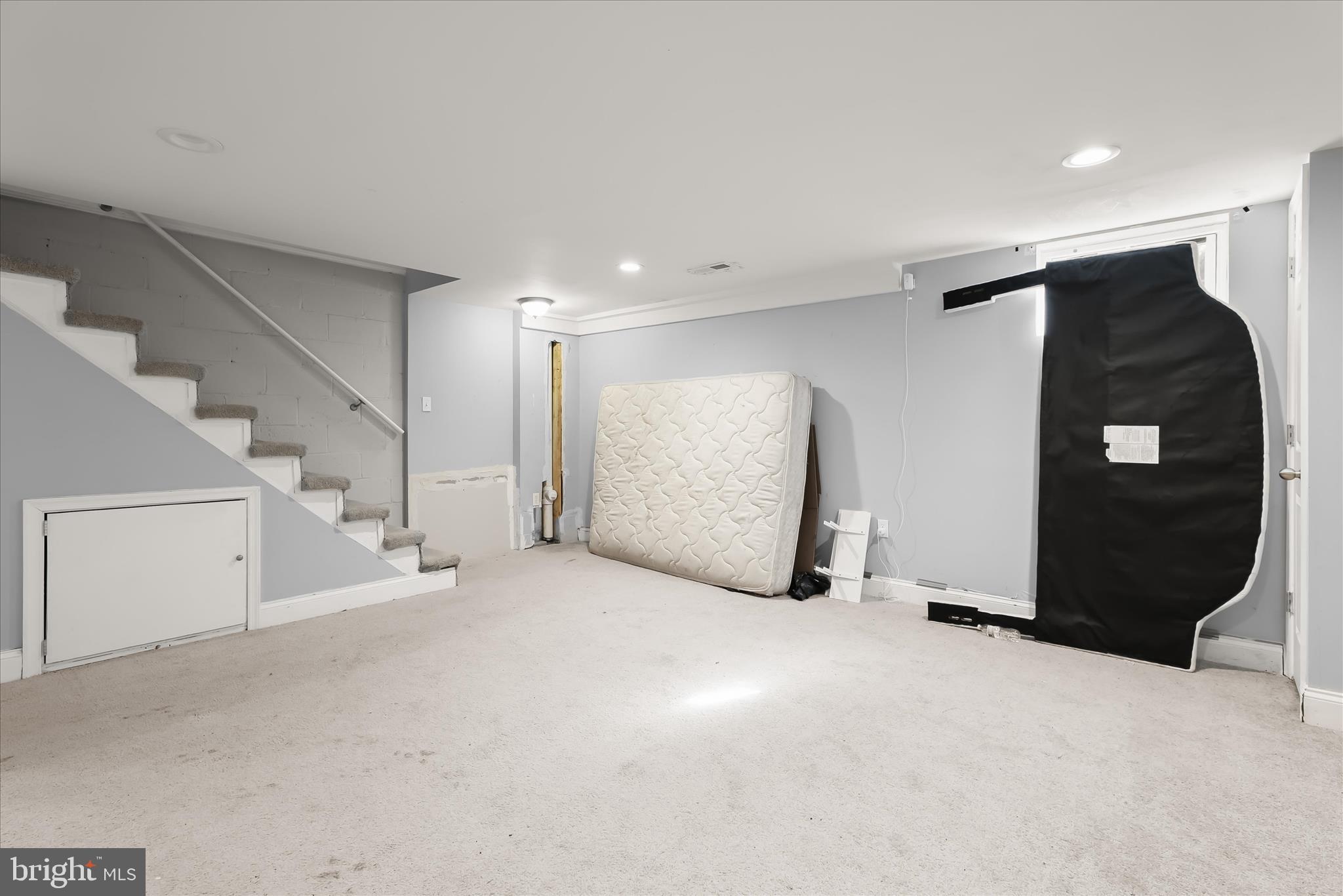 1504 North Linwood Avenue Baltimore, MD 21213 - Photo 24 of 29 a view of an empty room