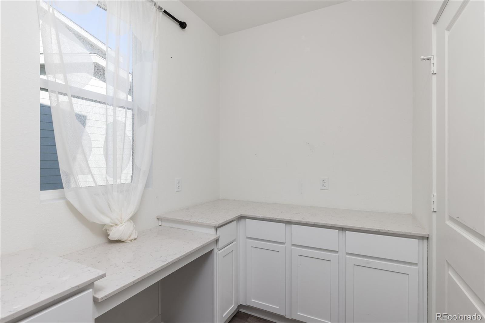 46549 Orchard Drive Bennett, CO 80102 - Photo 13 of 25