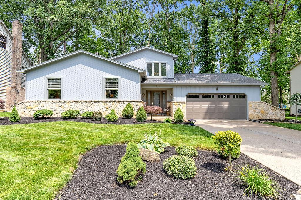 42 North Hempstead Road Westerville, OH 43081 - Photo 3 of 91 42NHempsteadRoadExt_Hommati102