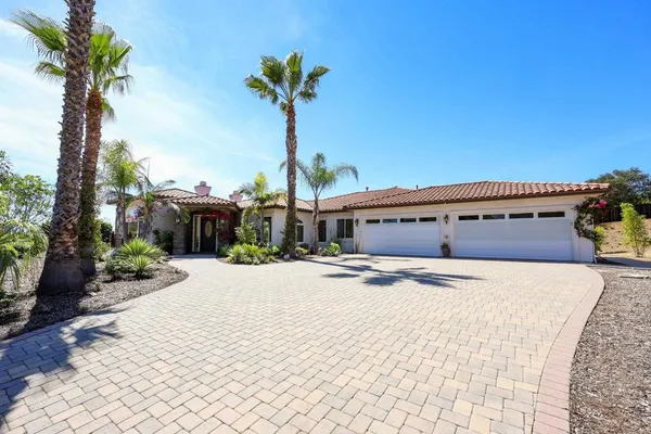 $1,674,000 | 2353 Buena Creek Trail, Vista, CA 92084