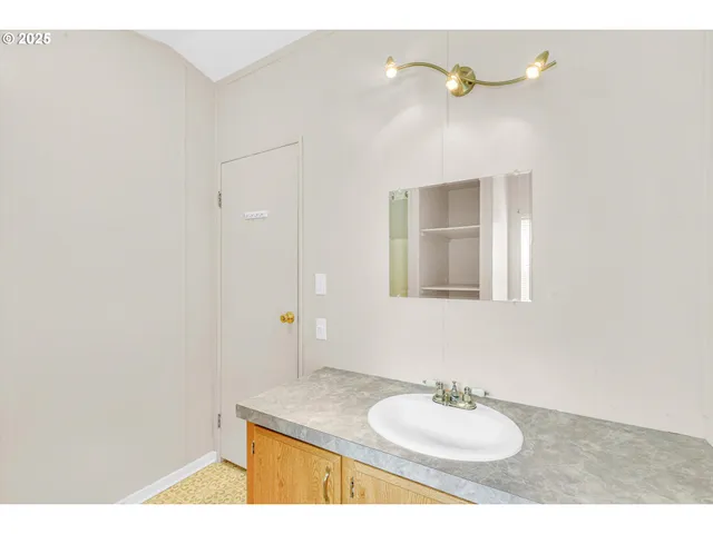 $79,000 | 17655 Bluff Road, Unit 73, Sandy, OR 97055