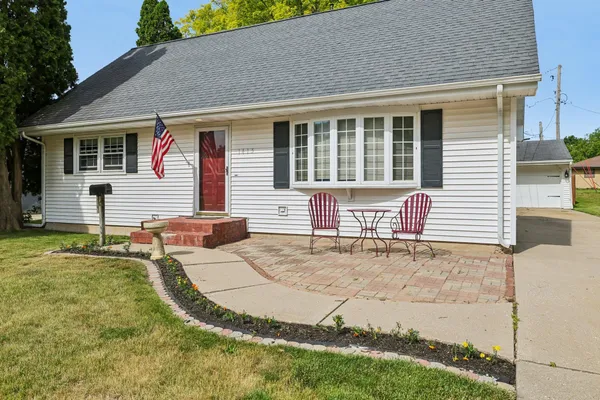 $315,000 | 1415 Church Street, Janesville, WI 53548