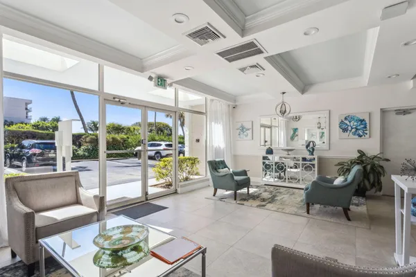 $3,500 | 3230 South Ocean Boulevard, Unit D607, Palm Beach, FL 33480