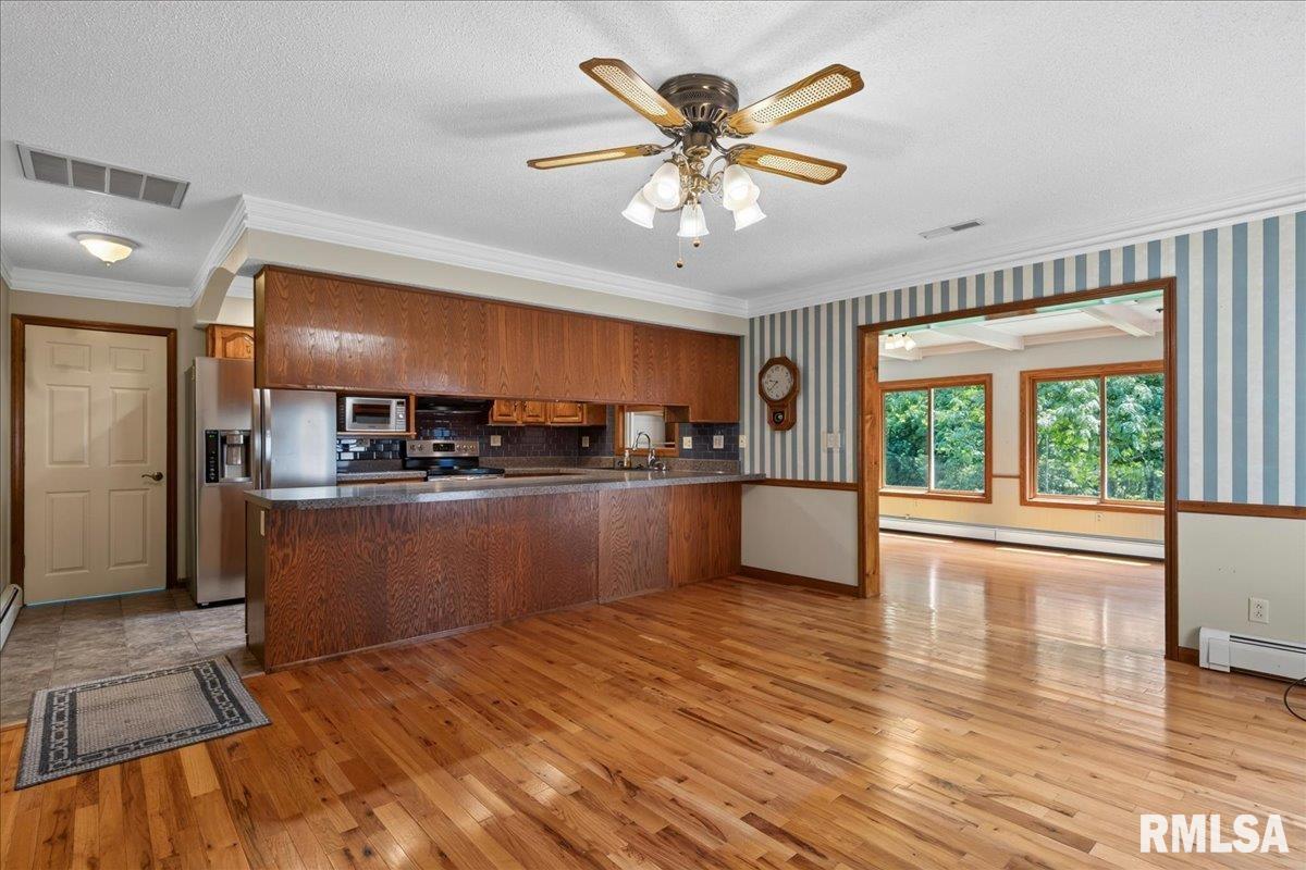 3850 North 8th Street Road Springfield, IL 62707 - Photo 7 of 49