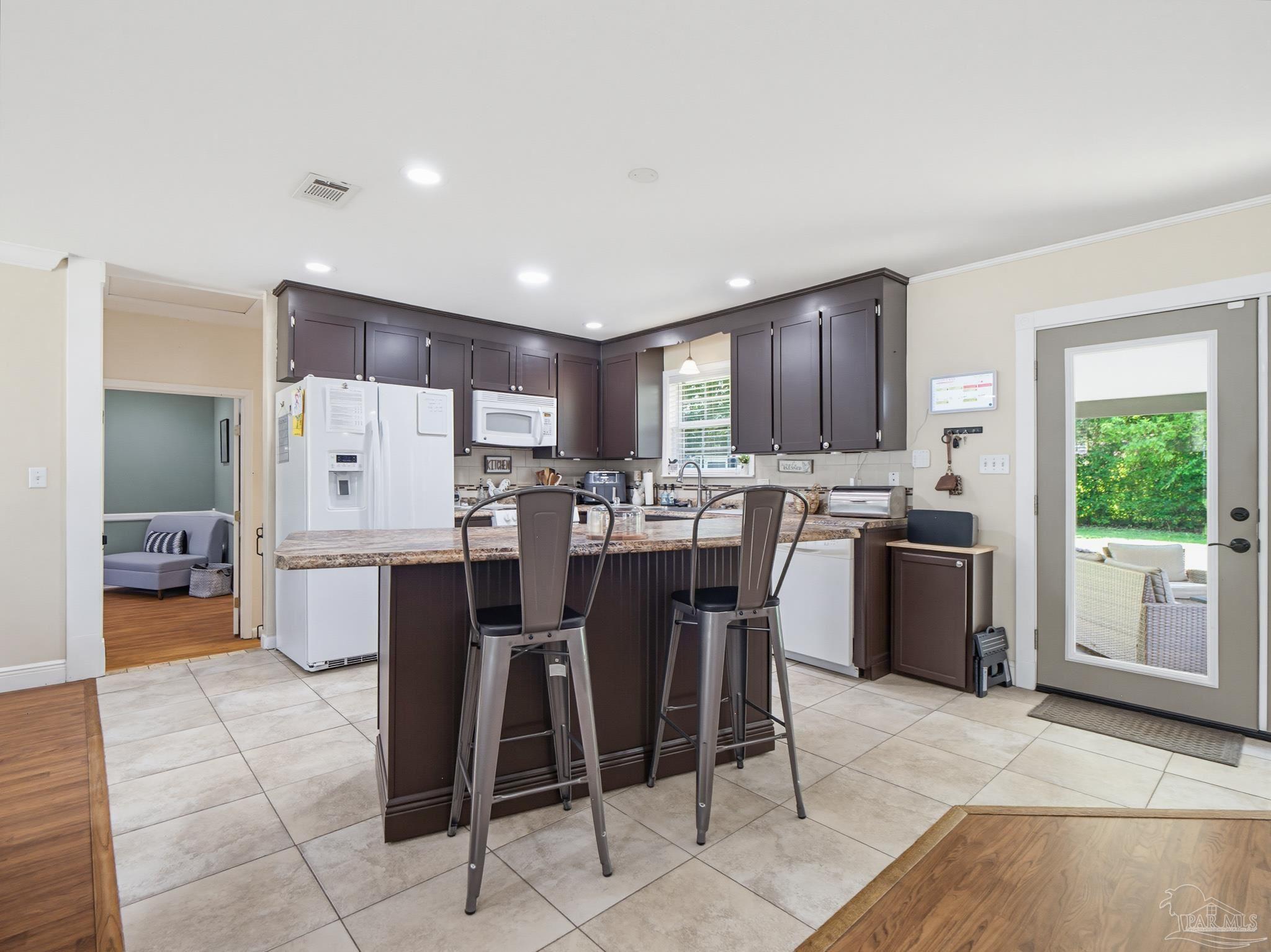 5692 Pine Ridge Drive Milton, FL 32570 - Photo 9 of 43
