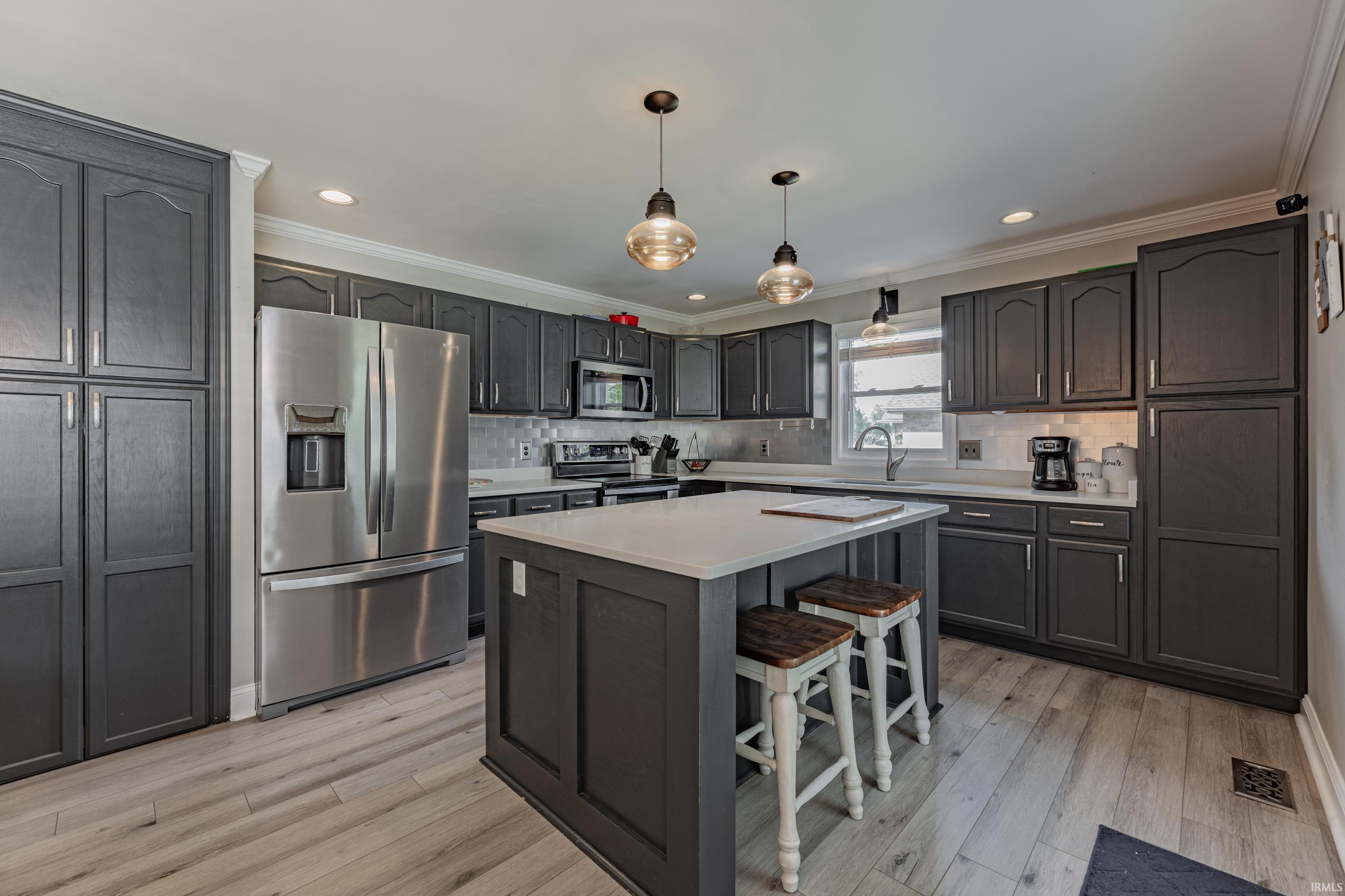 8711 Shadow Ridge Drive Newburgh, IN 47630 - Photo 10 of 28 Gallery Image 10
