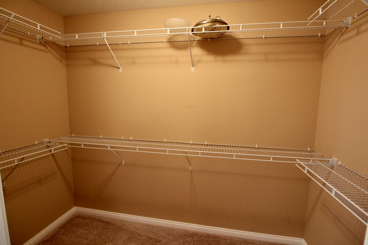 10401 Chatteris Road Evansville, IN 47725 - Photo 13 of 24