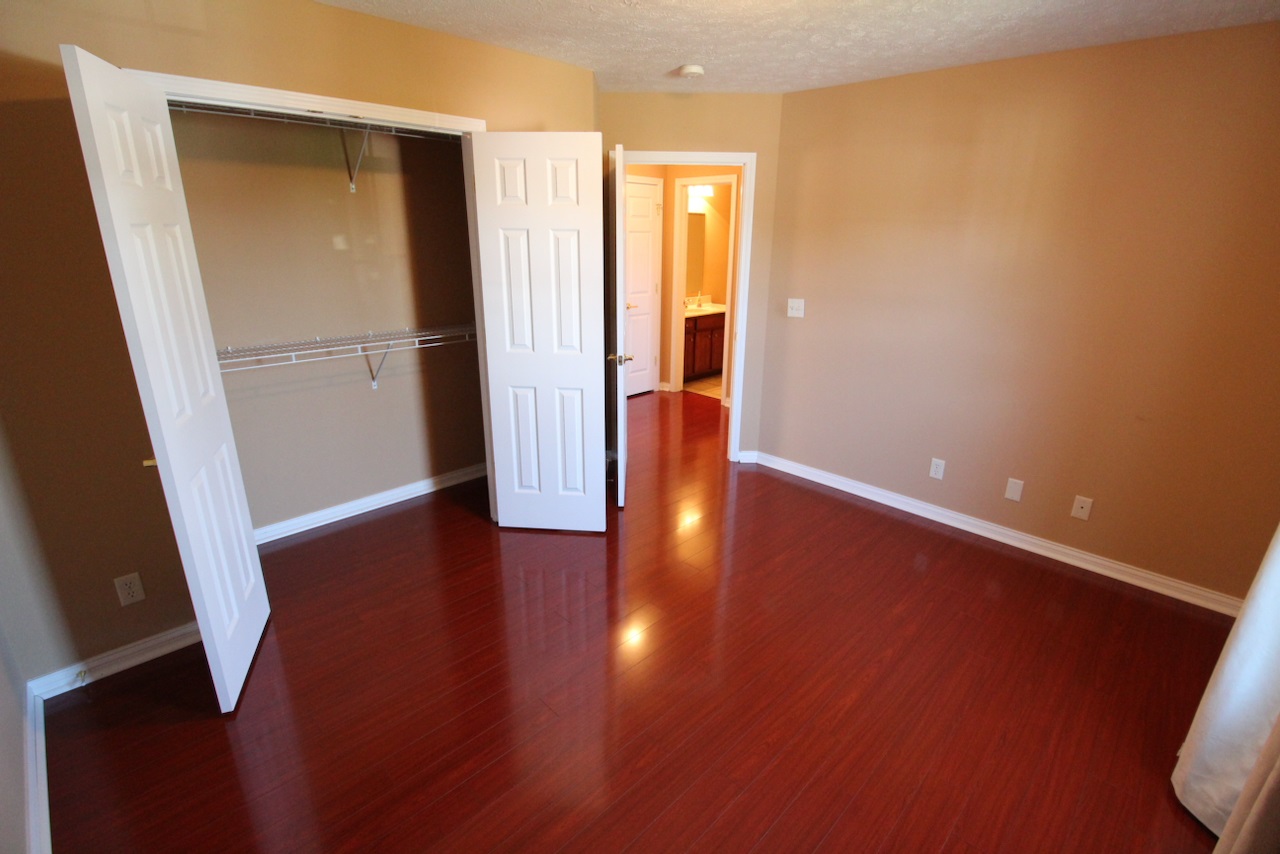 10401 Chatteris Road Evansville, IN 47725 - Photo 17 of 24