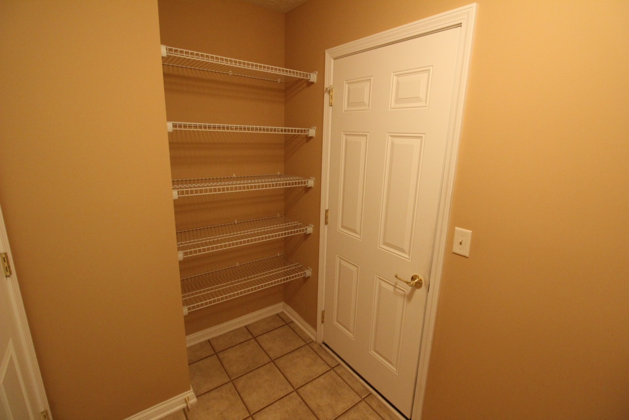 10401 Chatteris Road Evansville, IN 47725 - Photo 19 of 24