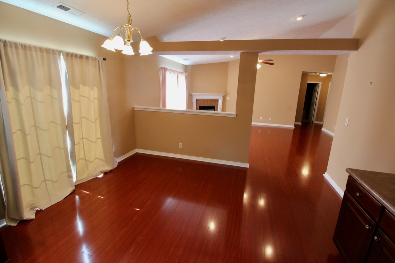 10401 Chatteris Road Evansville, IN 47725 - Photo 8 of 24