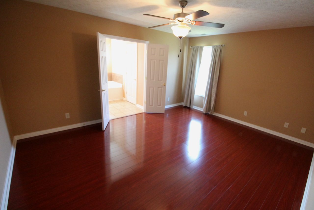 10401 Chatteris Road Evansville, IN 47725 - Photo 9 of 24