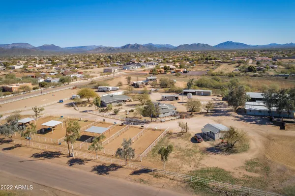 a view of a outdoor space