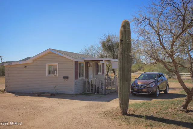 a view of a house with outdoor space