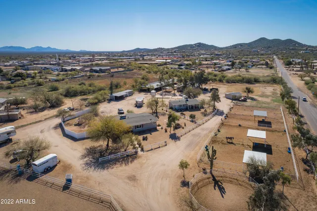 $1,850,000 | 35225 North 3rd Street, Phoenix, AZ 85086