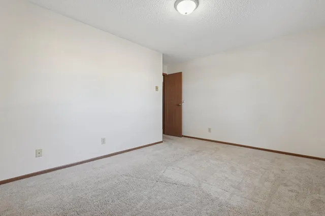 $160,000 | 3125 Cory Lane, Unit 208, Hastings, MN 55033