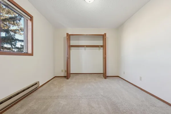 $160,000 | 3125 Cory Lane, Unit 208, Hastings, MN 55033