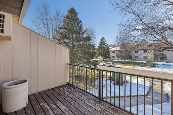 $160,000 | 3125 Cory Lane, Unit 208, Hastings, MN 55033
