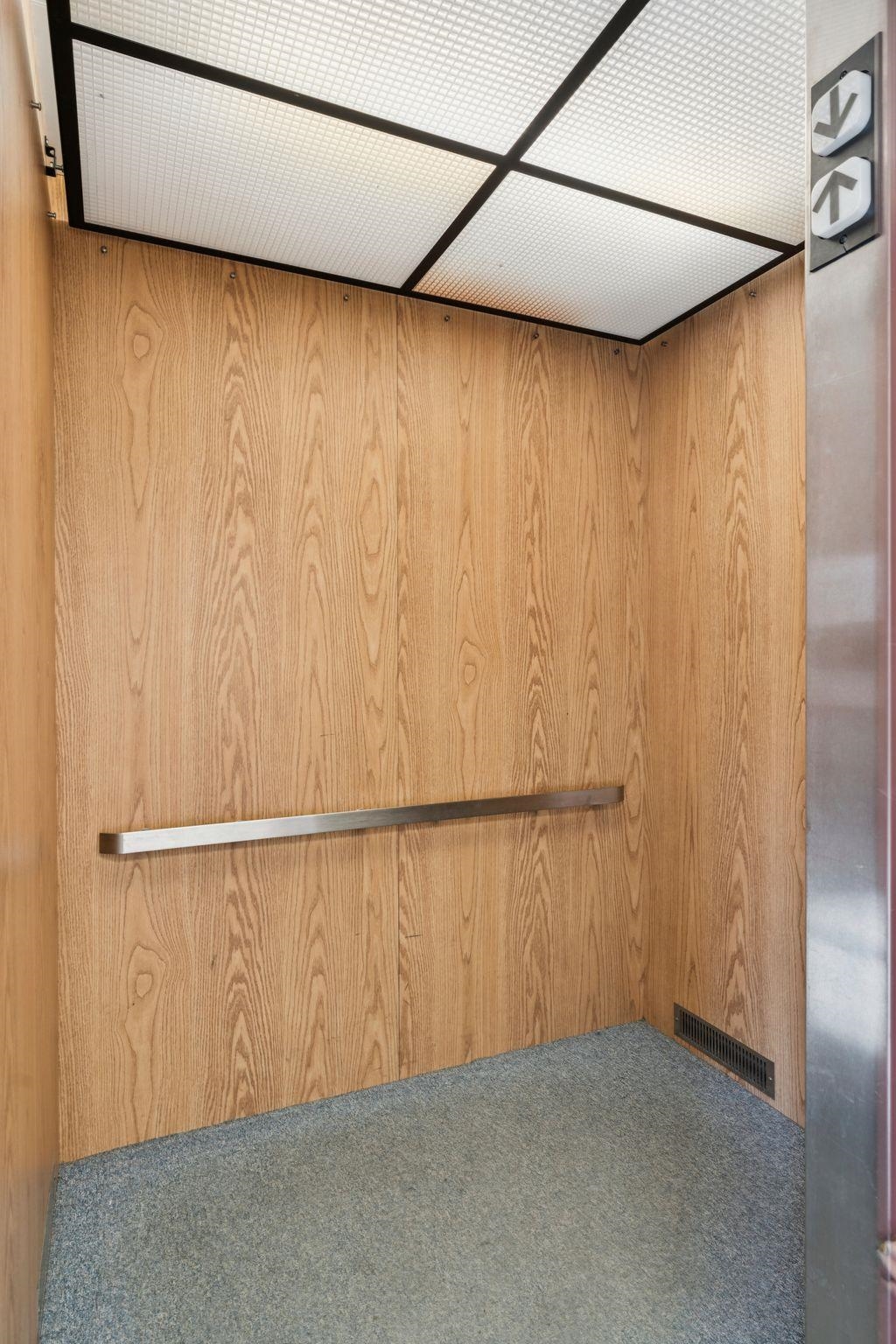 61 Depot Street Hartford, VT 05088 - Photo 15 of 42