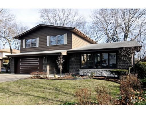 18329 Carpenter Street Homewood, IL 60430 - Photo 1 of 10