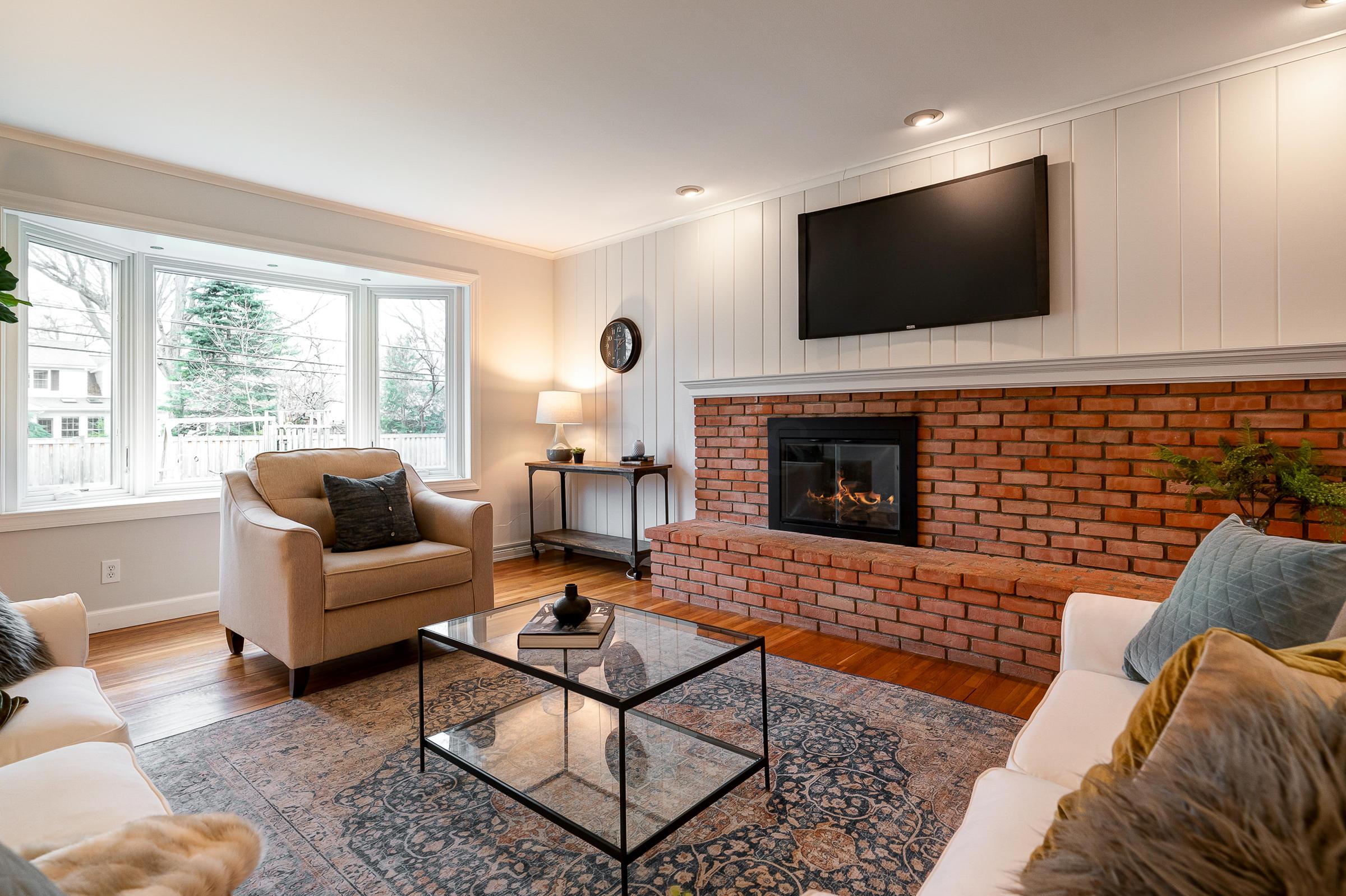 3911 Chevington Road Upper Arlington, OH 43220 - Photo 5 of 34