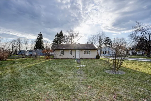 $169,900 | 20 Fairchild Road, Gates, NY 14606