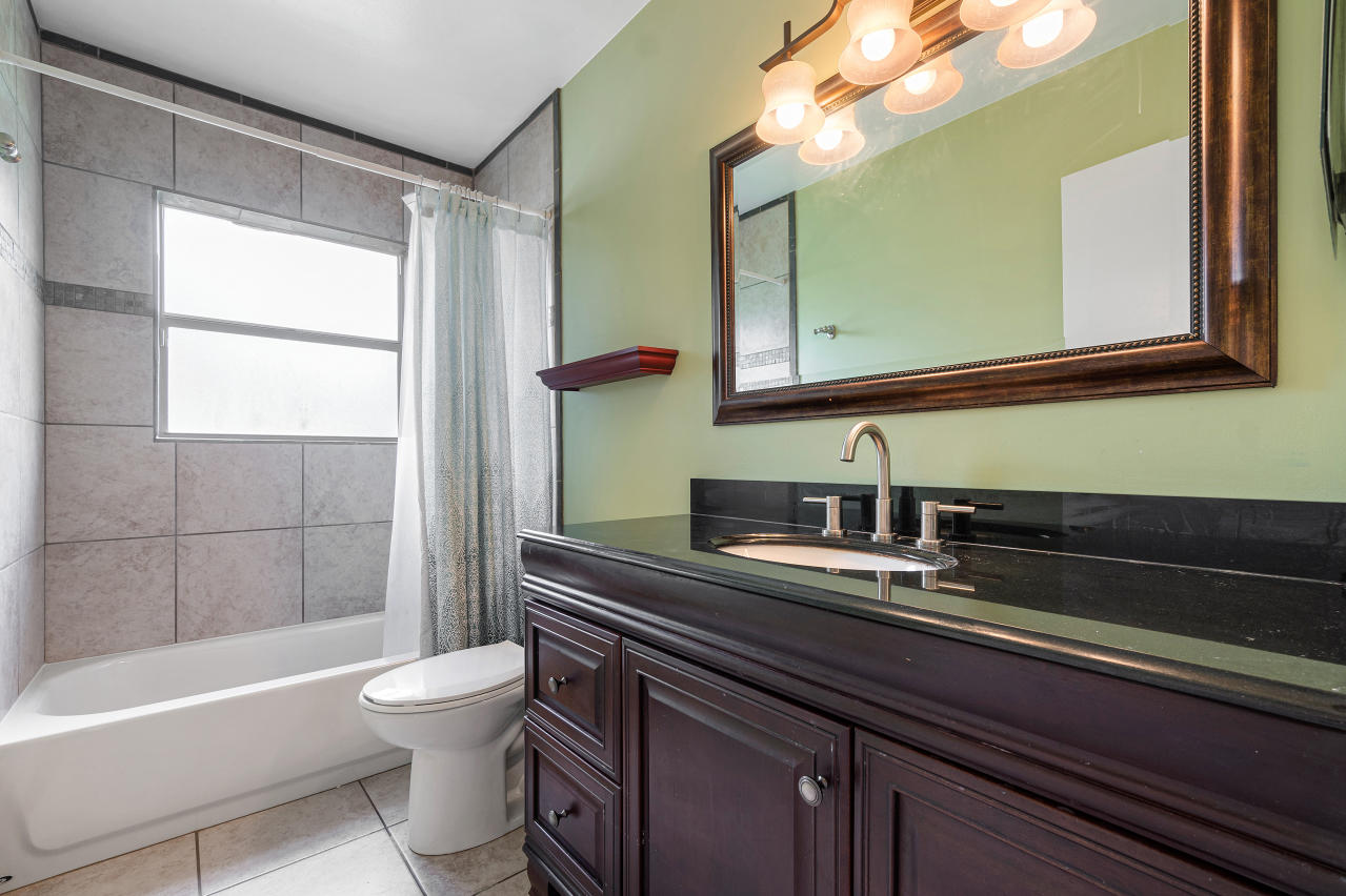 6365 Woodbury Road Boca Raton, FL 33433 - Photo 20 of 26 6365 Woodbury Rd