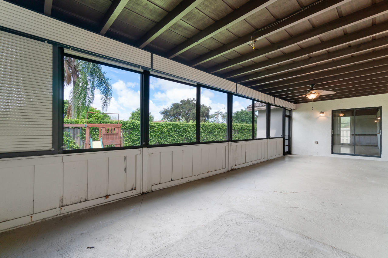 6365 Woodbury Road Boca Raton, FL 33433 - Photo 22 of 26 6365 Woodbury Rd