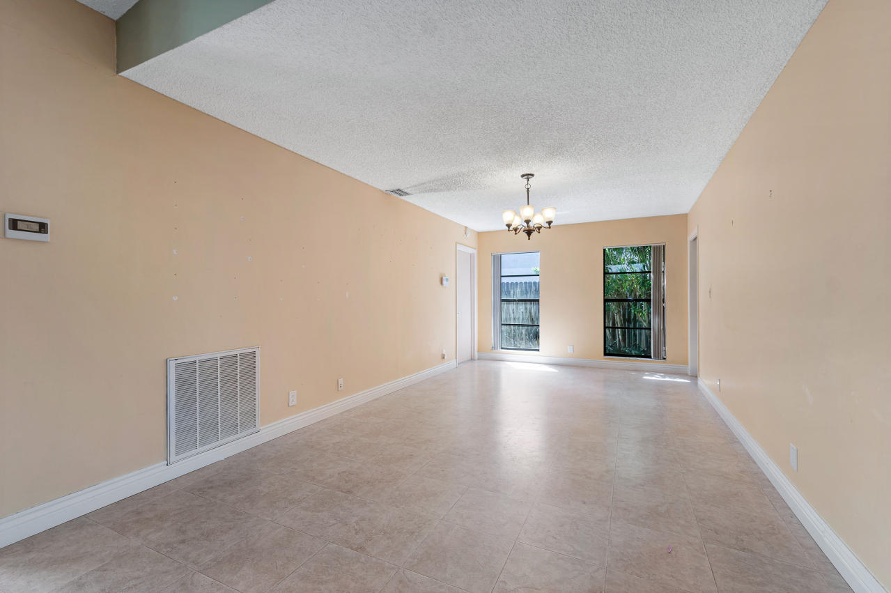 6365 Woodbury Road Boca Raton, FL 33433 - Photo 6 of 26 6365 Woodbury Rd