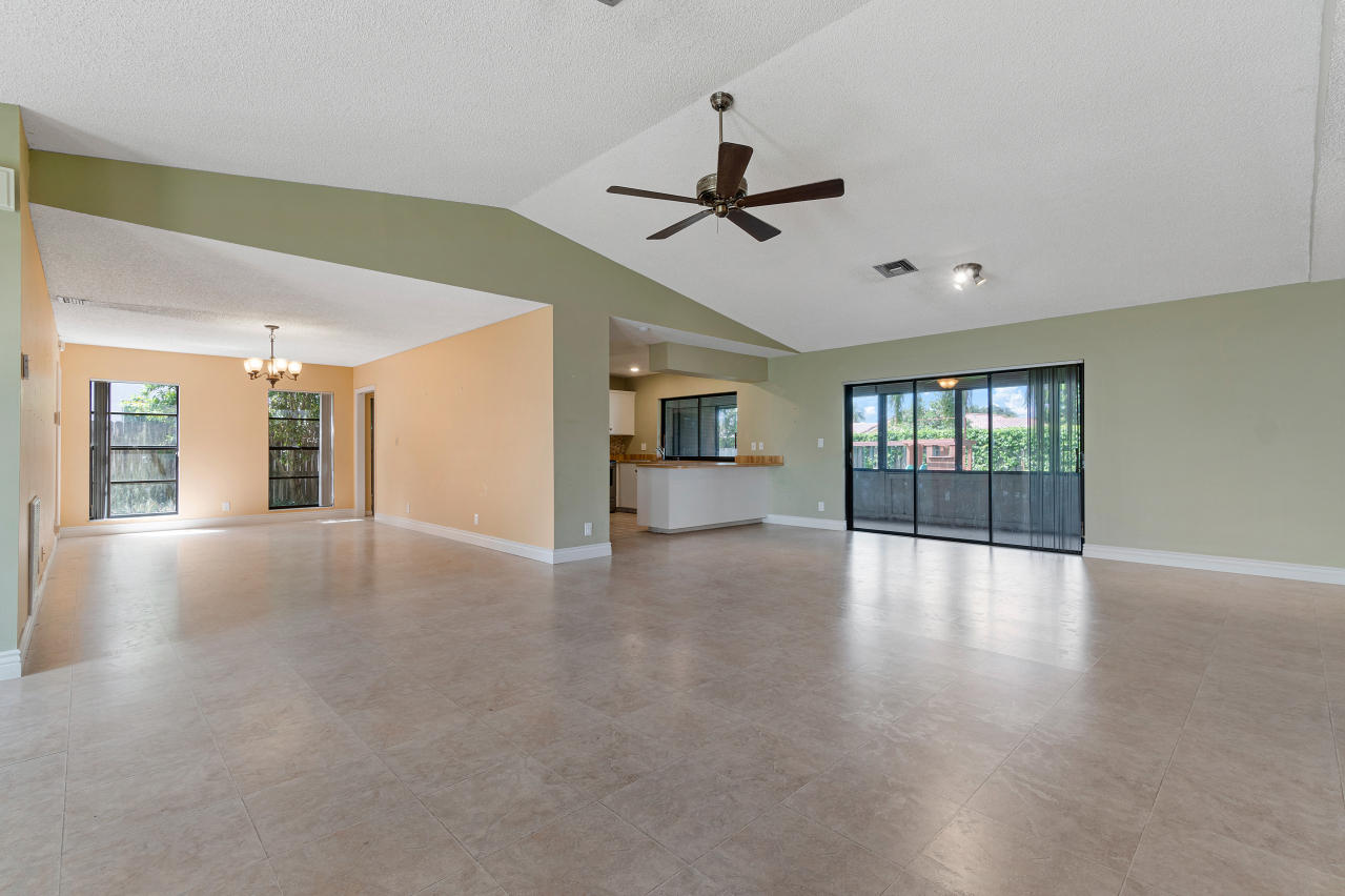 6365 Woodbury Road Boca Raton, FL 33433 - Photo 7 of 26 6365 Woodbury Rd