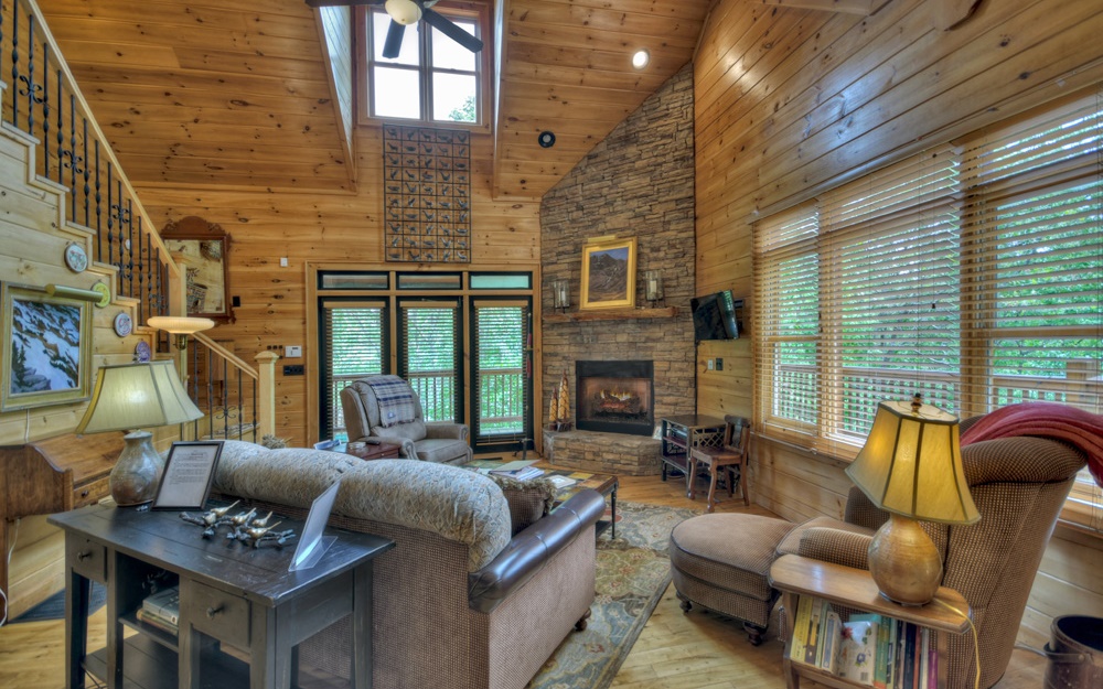 52 Whispering Lane Blue Ridge, GA 30513 - Photo 2 of 4 Additional View