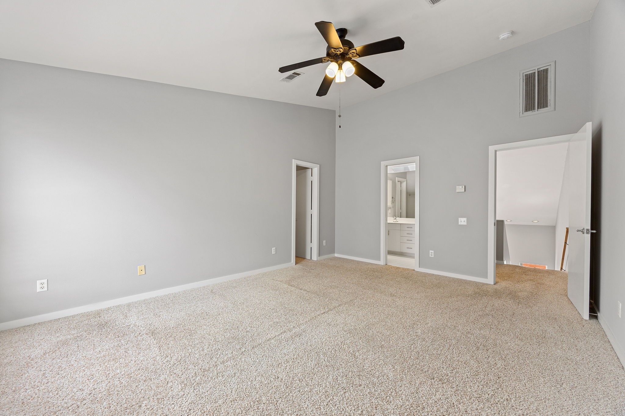 913 Robin Street Houston, TX 77019 - Photo 13 of 24 Gallery Image 13