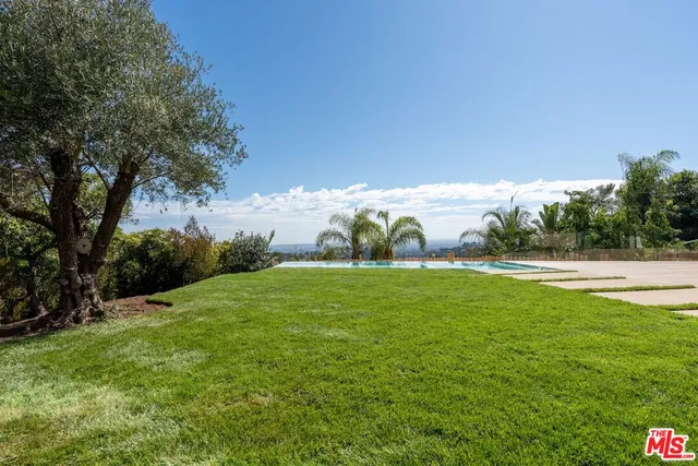 $48,000 | 2501 Banyan Drive, Los Angeles, CA 90049