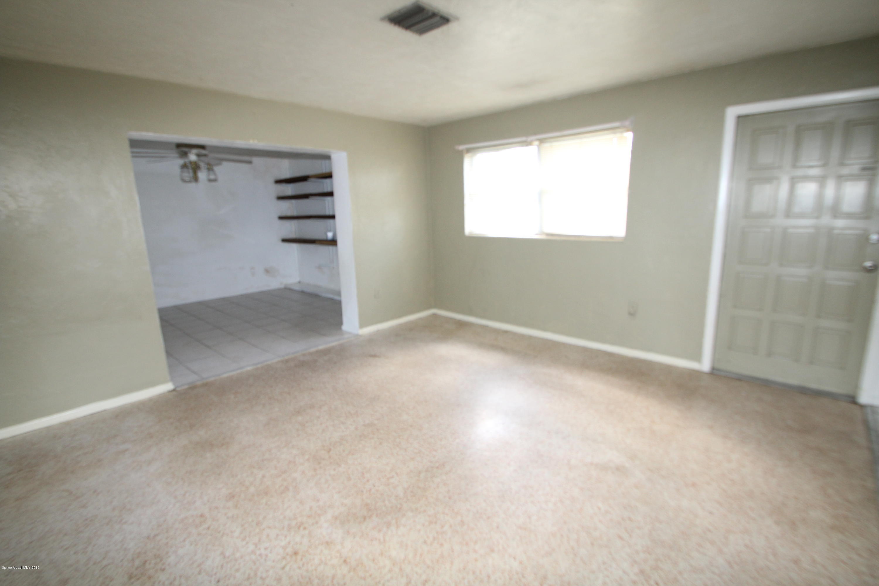 164 St George Road West Melbourne, FL 32904 - Photo 4 of 19 IMG_8184