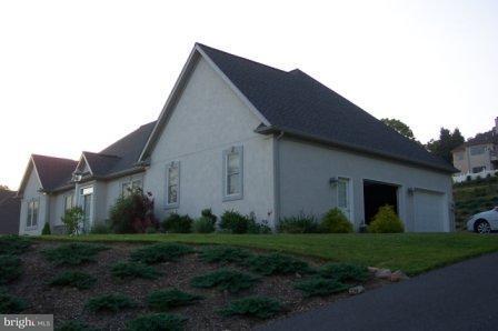 241 Old Delp Road Lancaster, PA 17601 - Photo 2 of 10 Gallery Image 2
