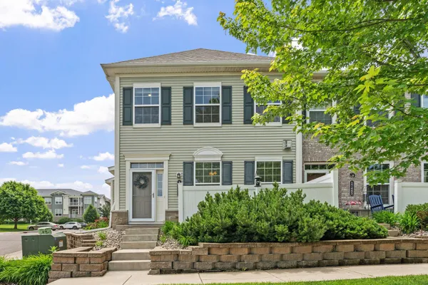 $325,000 | 17481 72nd Avenue North, Maple Grove, MN 55311