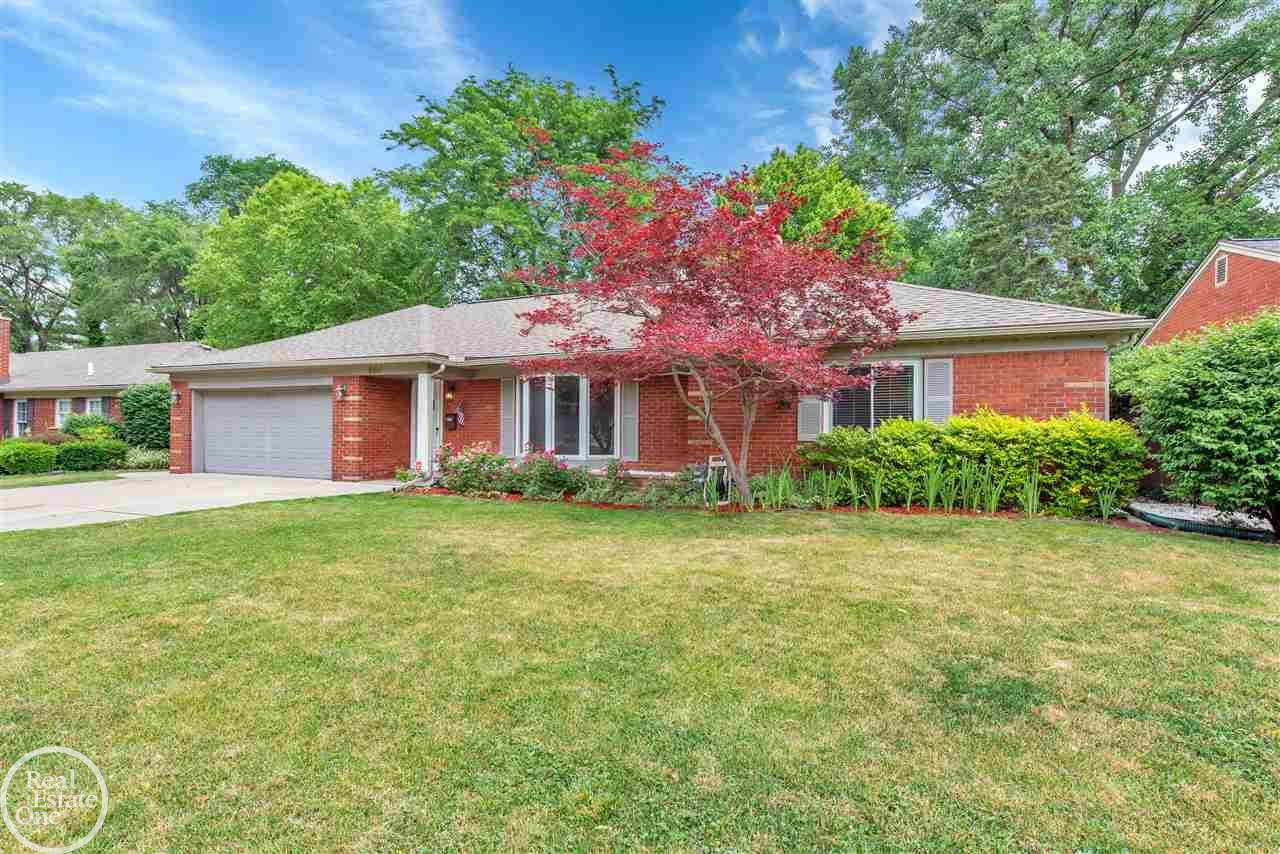 860 Shoreham Road Grosse Pointe Woods, MI 48236 - Photo 36 of 43