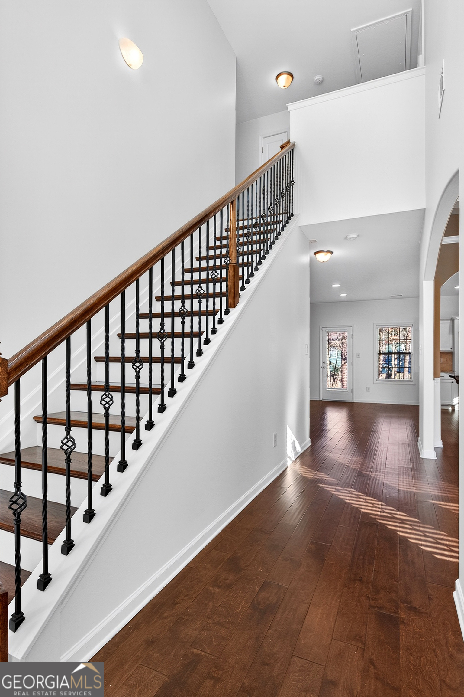 167 Cliffhaven Circle Newnan, GA 30263 - Photo 24 of 47 a view of entryway and hall with wooden floor